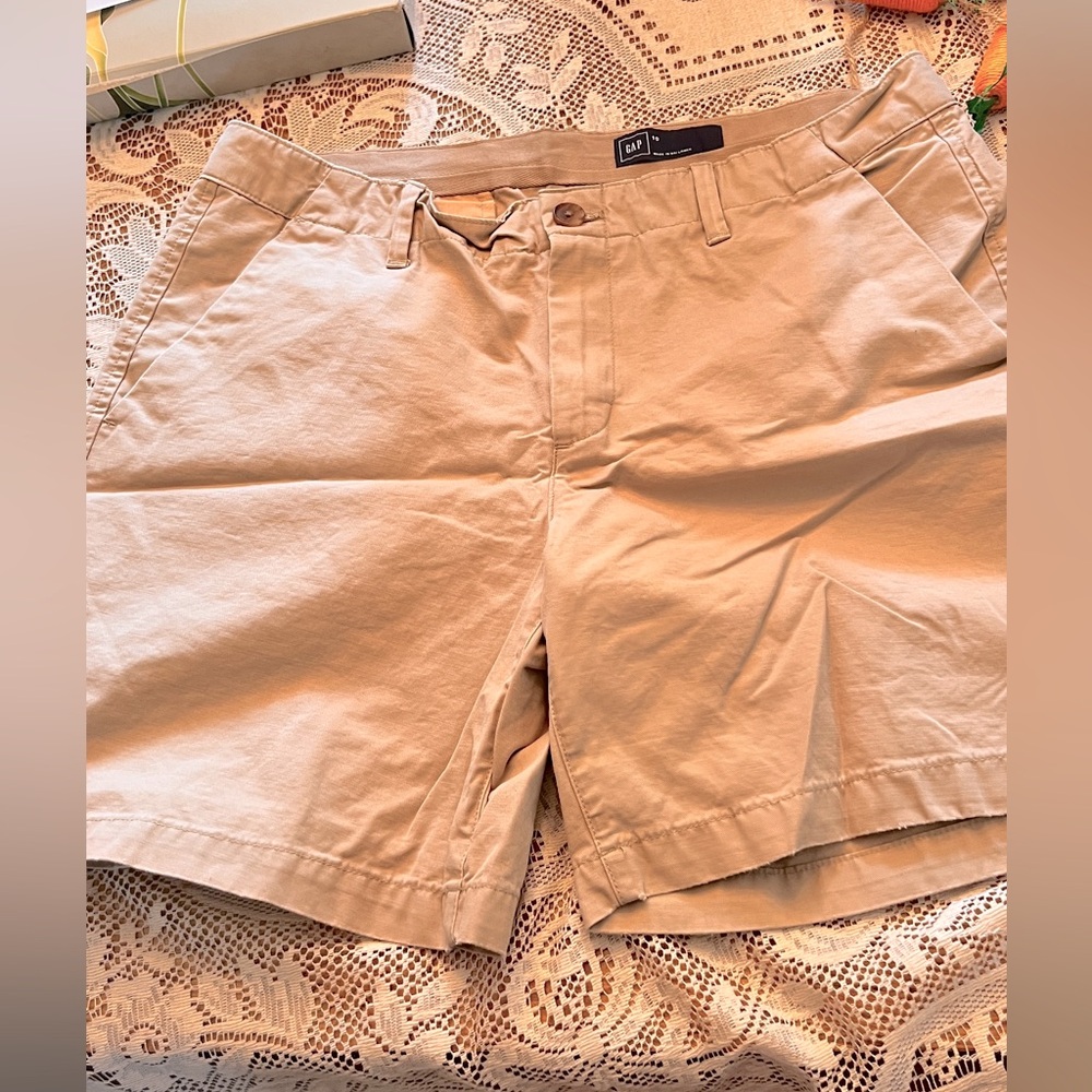 Size 10 Gap Shorts